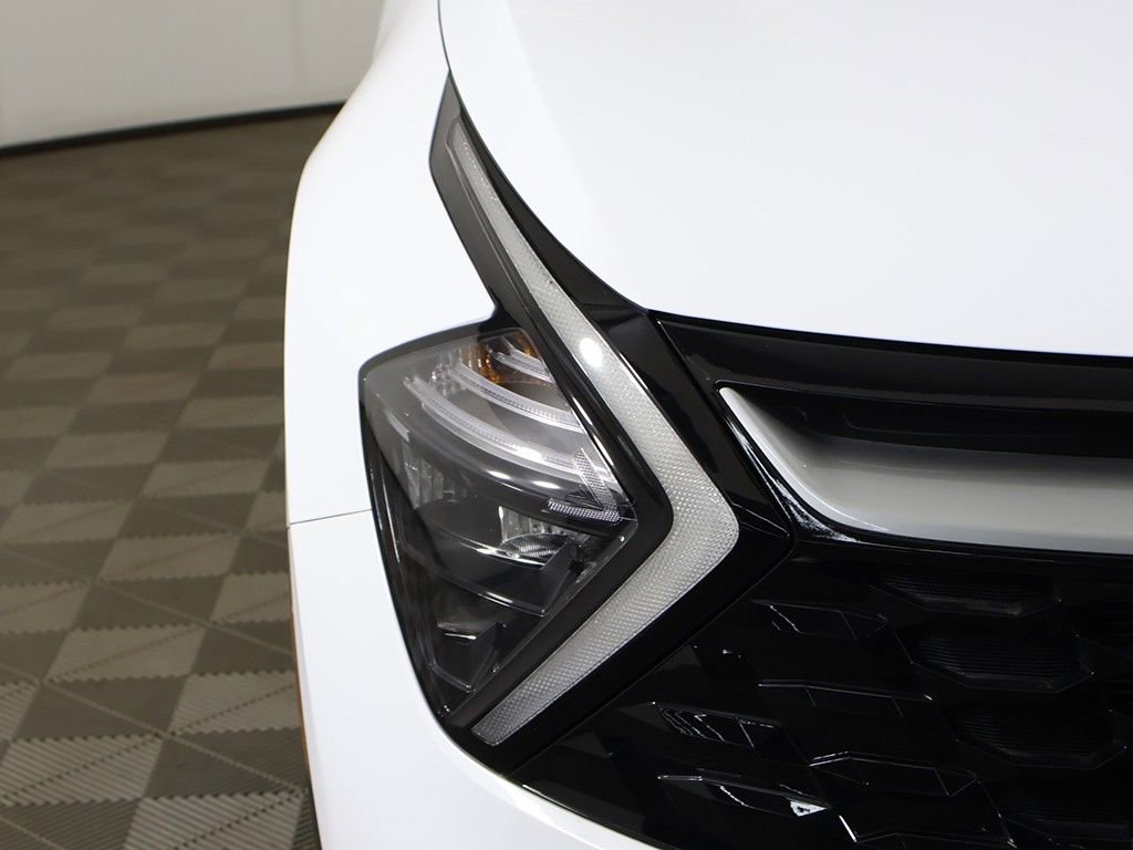 Used 2023 Kia Sportage EX image 13