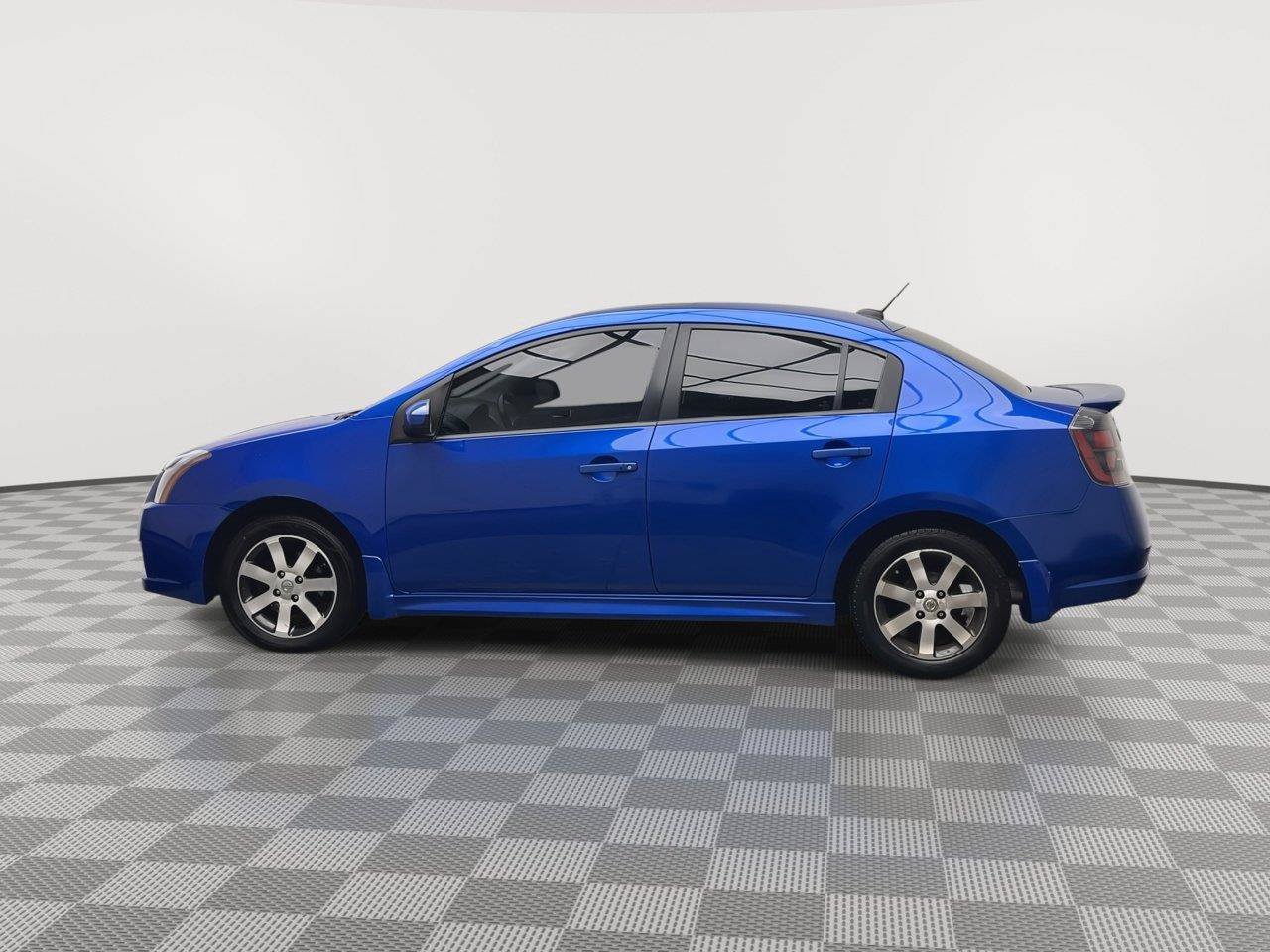 Used 2012 Nissan Sentra 2.0 SR w/ Special Edition Pkg FWD image 28