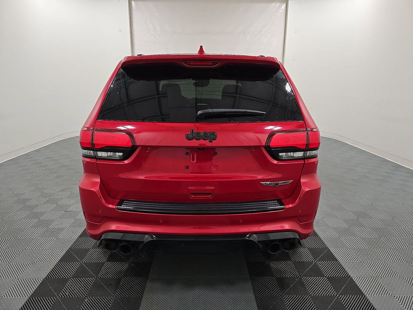 Used 2018 Jeep Grand Cherokee Trackhawk AWD/4WD image 6