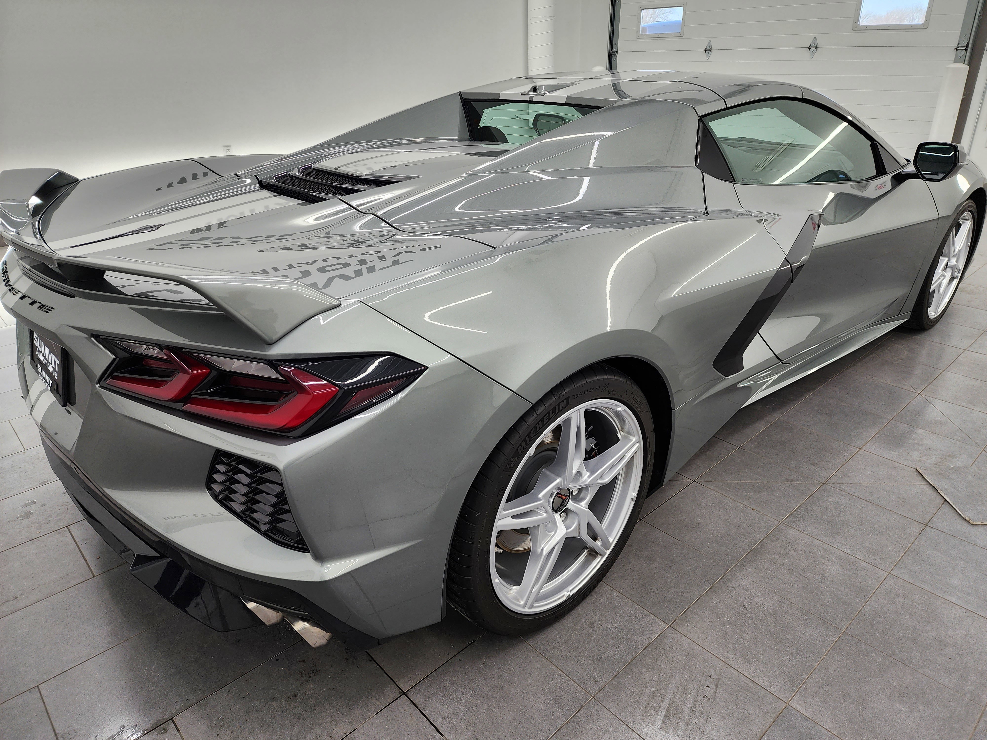 Used 2022 Chevrolet Corvette Stingray Premium Conv w/ Z51 Performance Package image 5