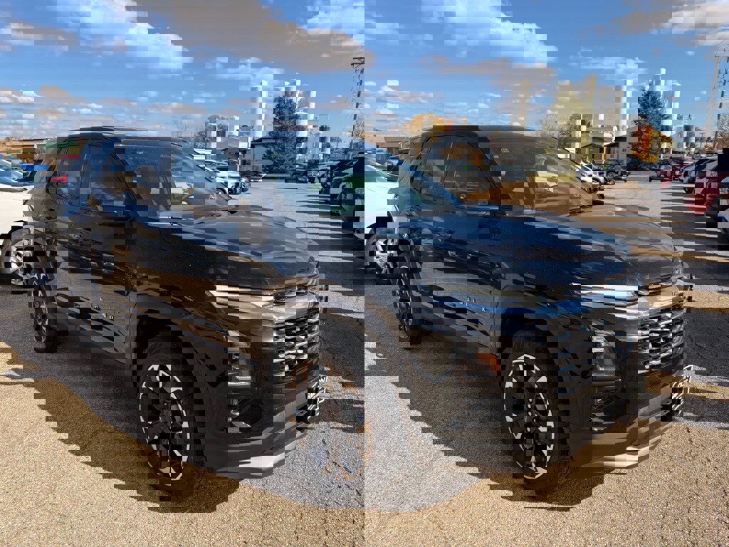 New 2026 Chevrolet Equinox LT w/ Convenience Package II image 1