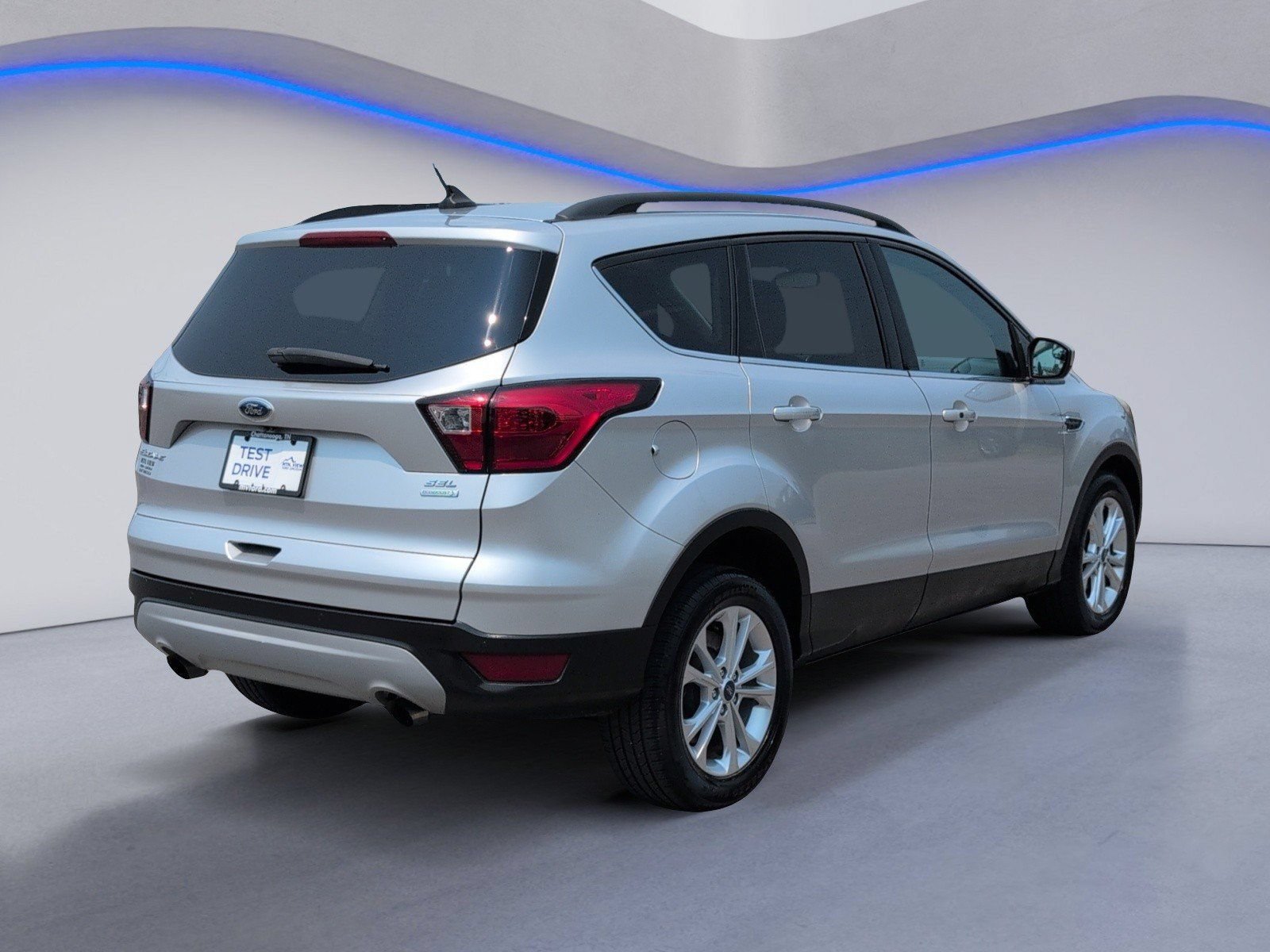 Used 2019 Ford Escape SEL FWD image 3