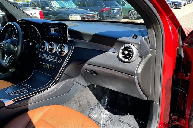 Certified 2021 Mercedes-Benz GLC 300 4MATIC w/ AMG Line image 15