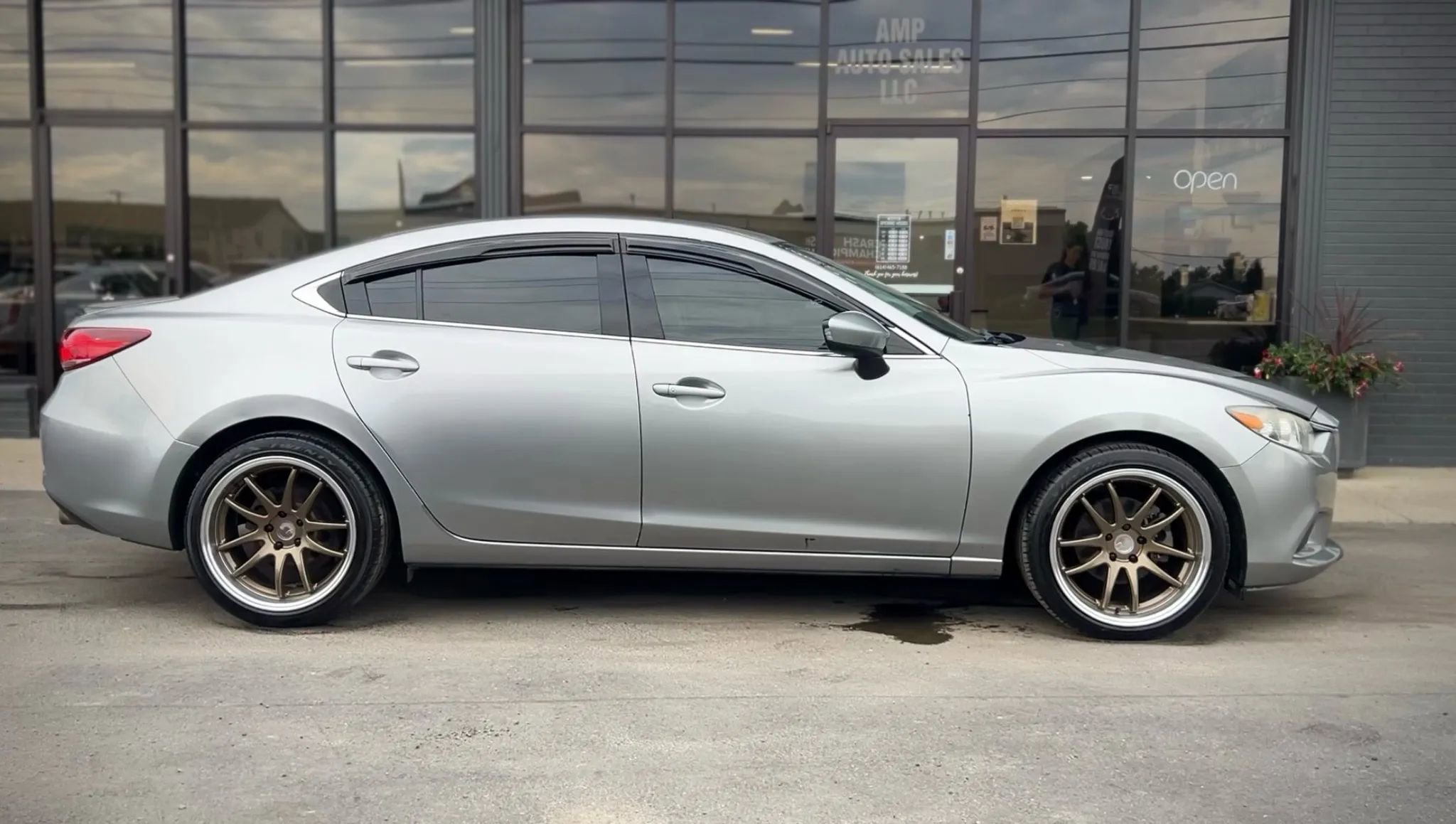 Used 2015 MAZDA MAZDA6 Touring image 2
