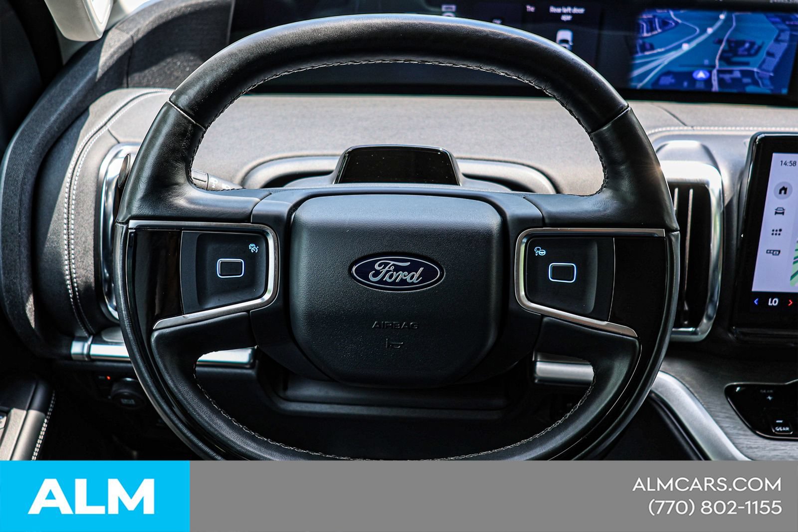 Used 2025 Ford Expedition Platinum AWD/4WD image 24