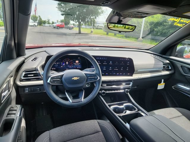 New 2026 Chevrolet Traverse LT w/ Sun and Wheel Package FWD image 14