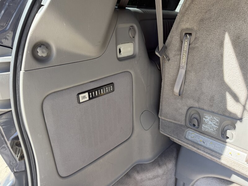 Used 2009 Toyota Sienna AWD image 11