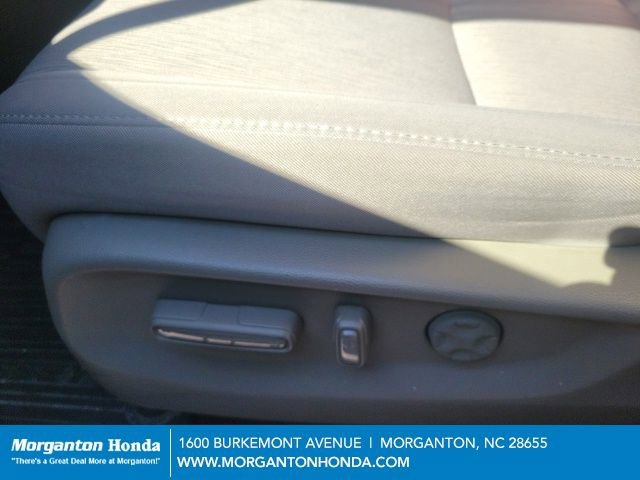 Used 2019 Honda Odyssey EX image 17