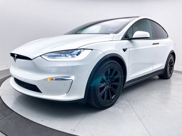 Used 2022 Tesla Model X Plaid image 13
