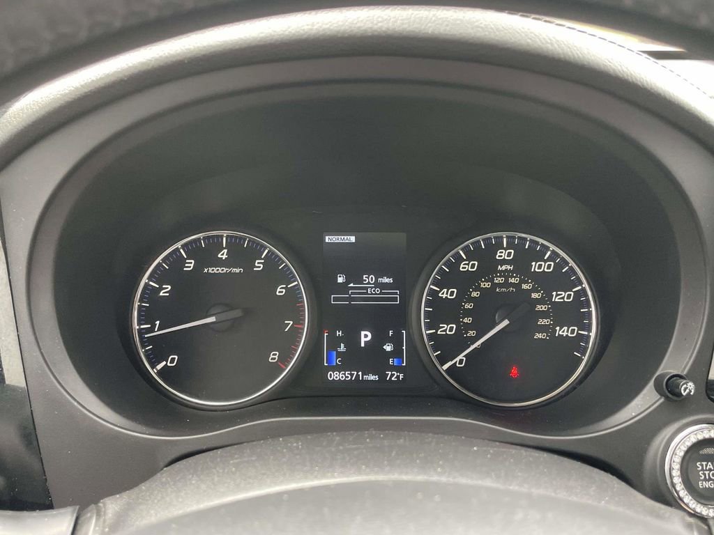 Used 2020 Mitsubishi Outlander SEL image 30