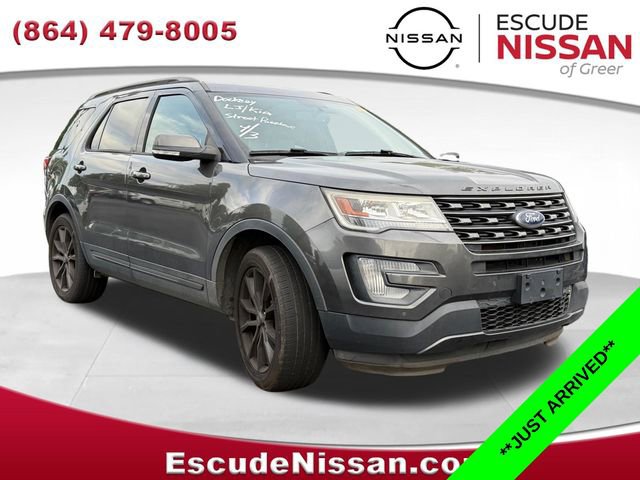 Used 2017 Ford Explorer XLT w/ Equipment Group 202A image 1
