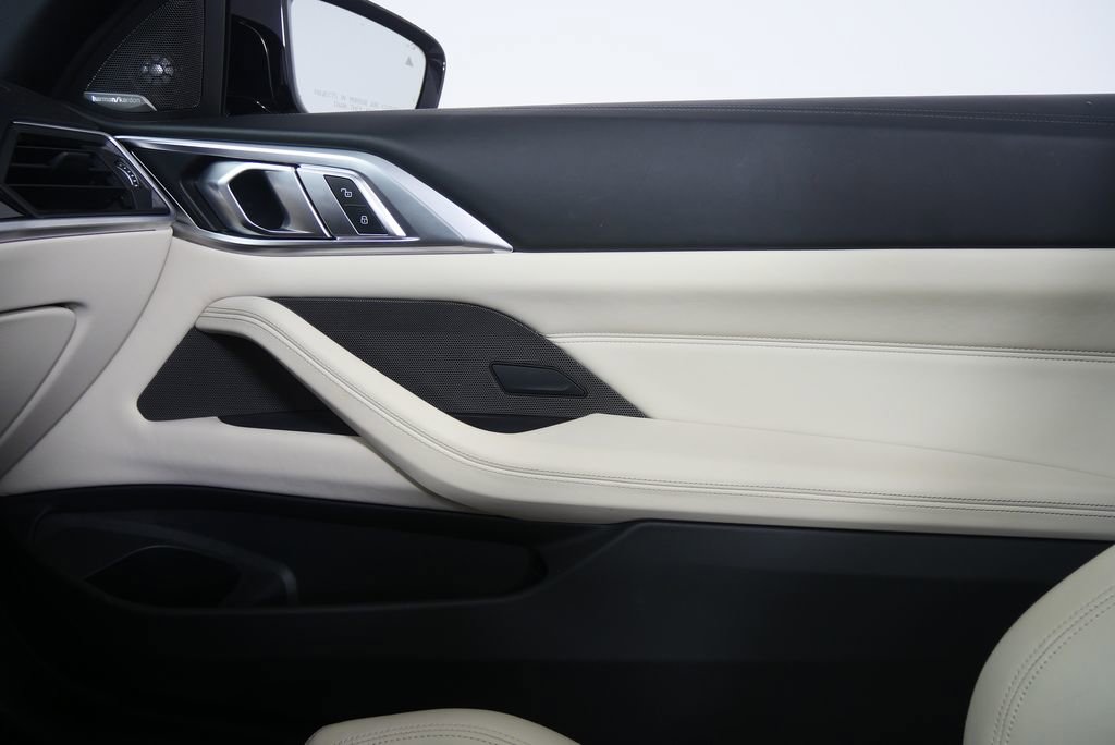 Used 2023 BMW M4 xDrive Competition image 33