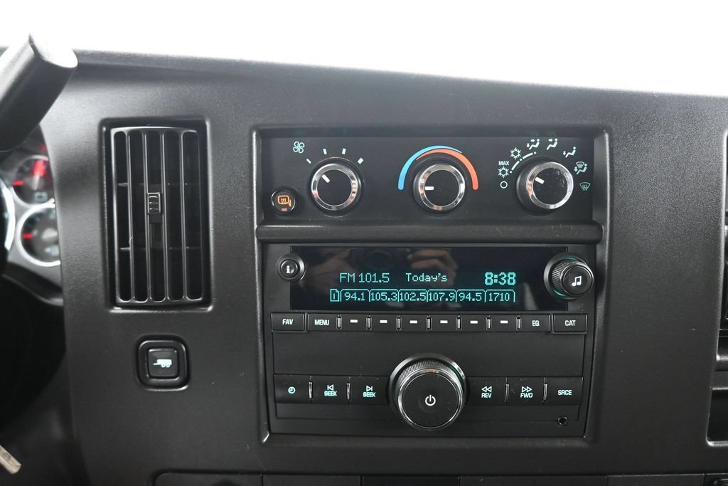 Used 2023 Chevrolet Express 3500 LS RWD image 16
