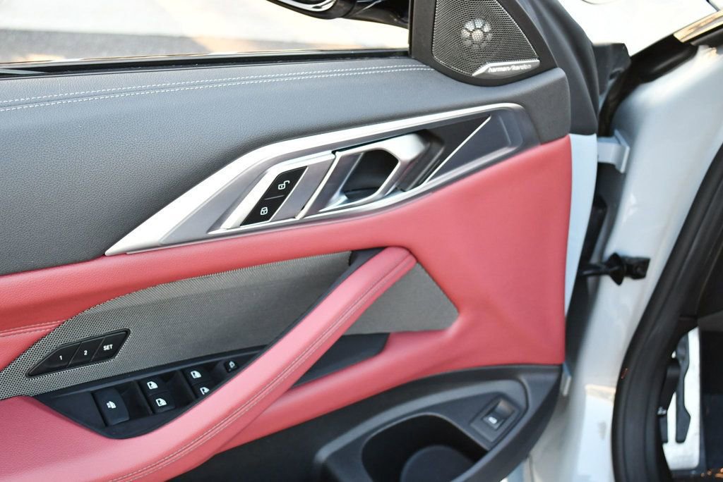 Used 2023 BMW M440i Convertible w/ Premium Package image 12