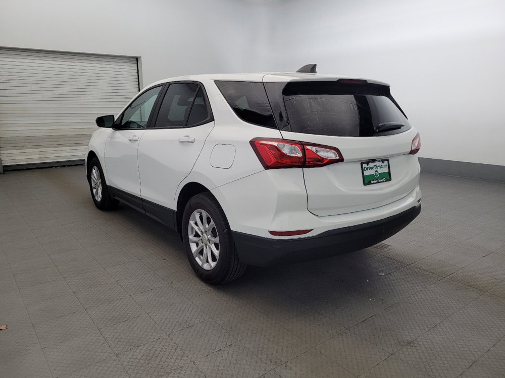 Used 2020 Chevrolet Equinox LS w/ LS Convenience Package FWD image 5
