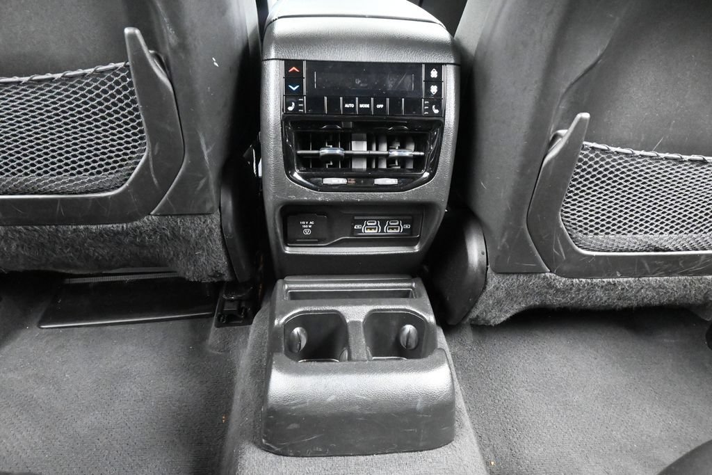 Used 2023 Jeep Grand Cherokee L Limited w/ Trailer Tow Group (B) RWD image 40