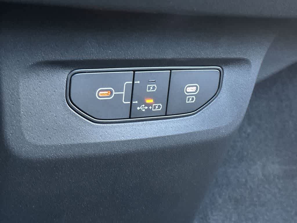 New 2025 Kia EV6 Light w/ Light LR Technology Package image 16
