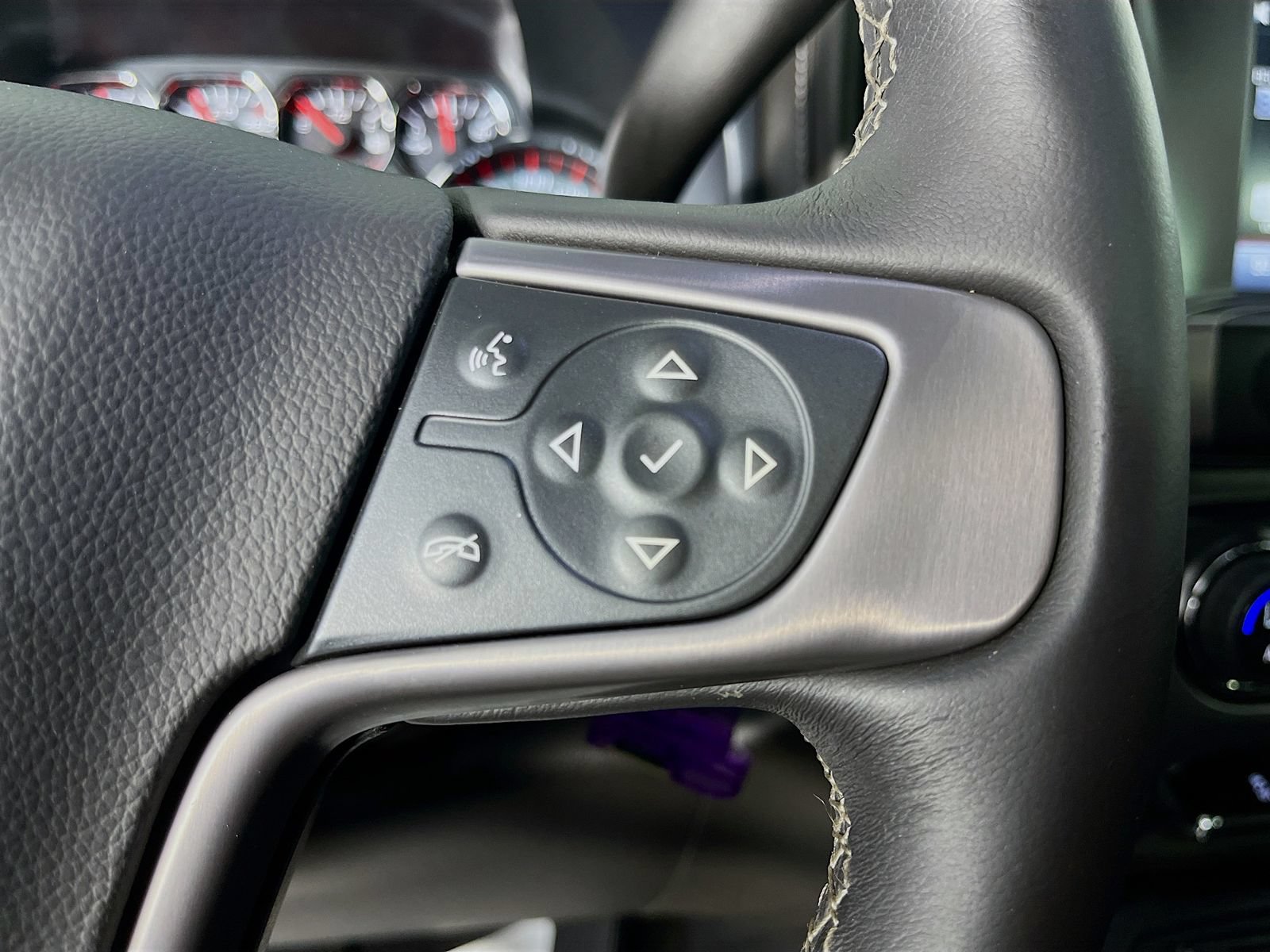 Used 2015 GMC Sierra 1500 SLE AWD/4WD image 16