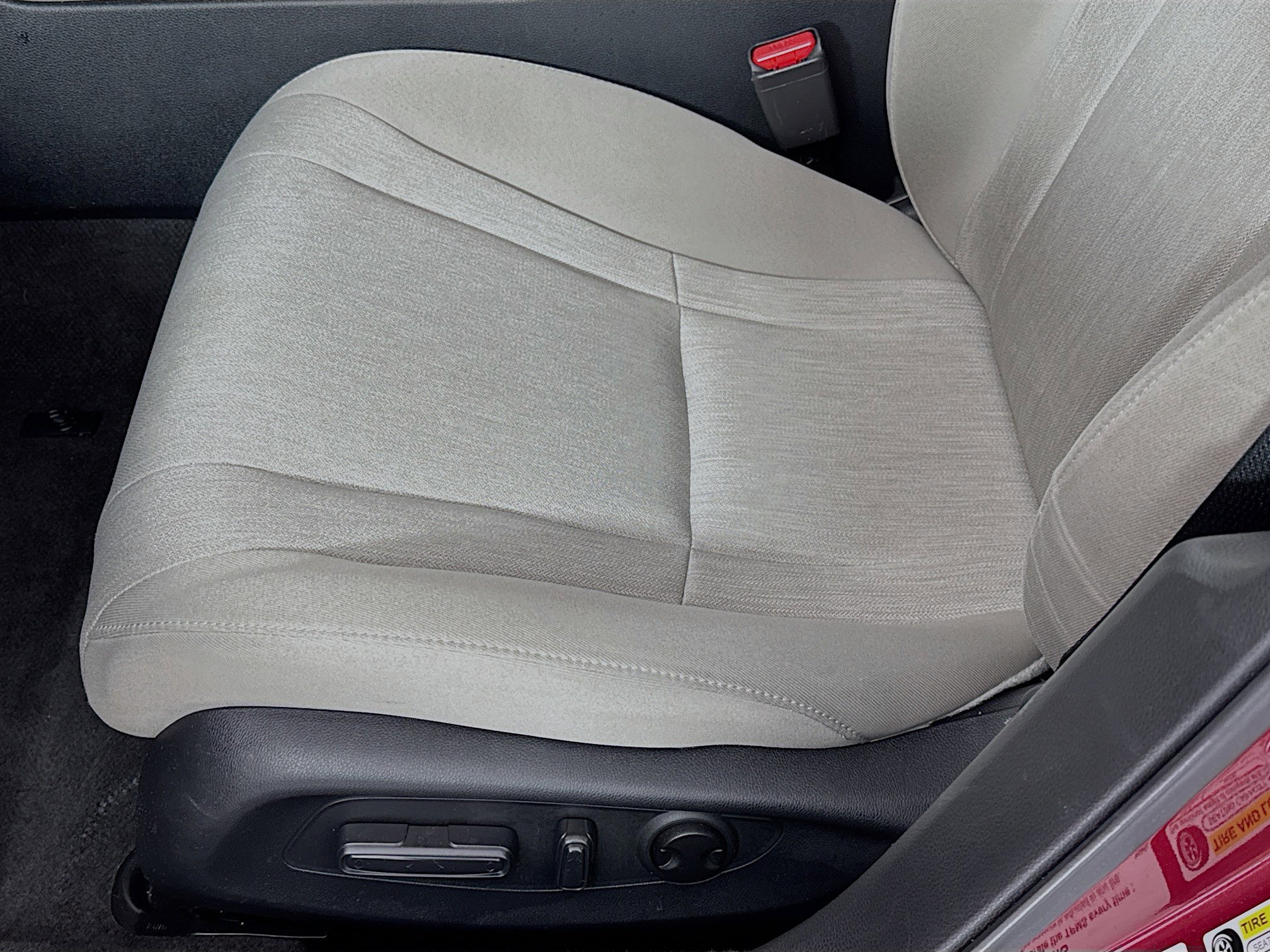 Certified 2023 Honda Accord EX image 18