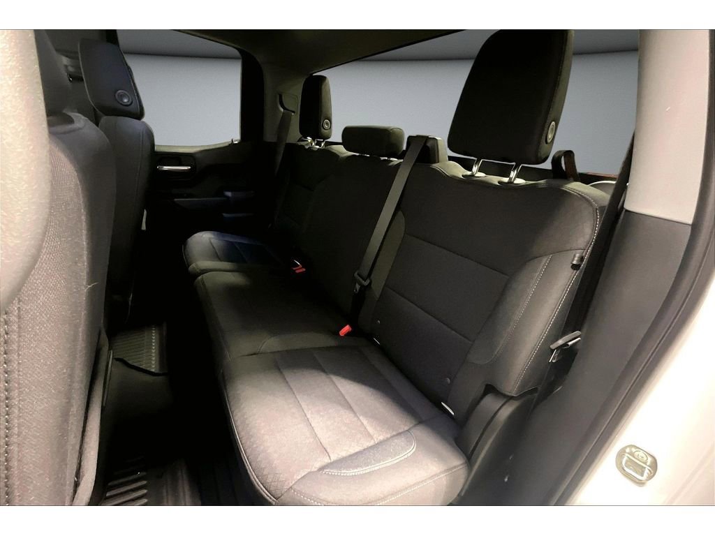 Used 2023 Chevrolet Silverado 1500 Custom image 25