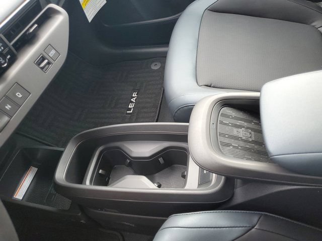 New 2026 Nissan Leaf SV+ w/ Illuminated Package FWD image 11