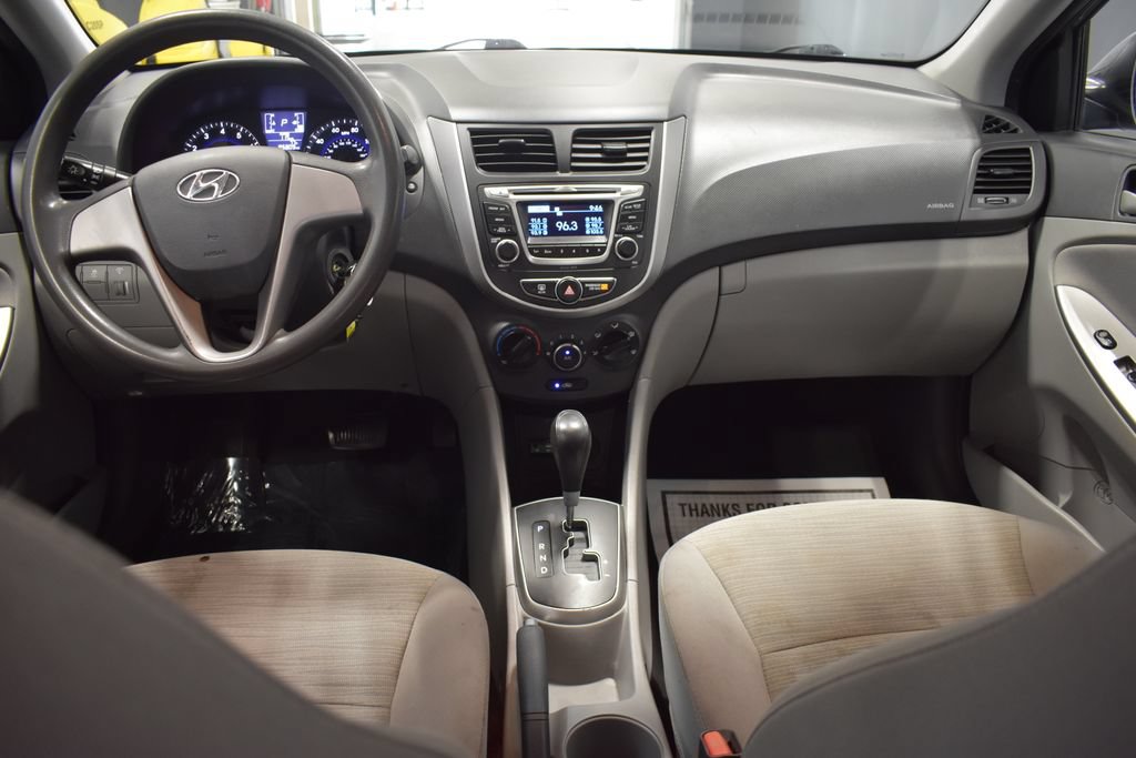 Used 2016 Hyundai Accent SE FWD image 13