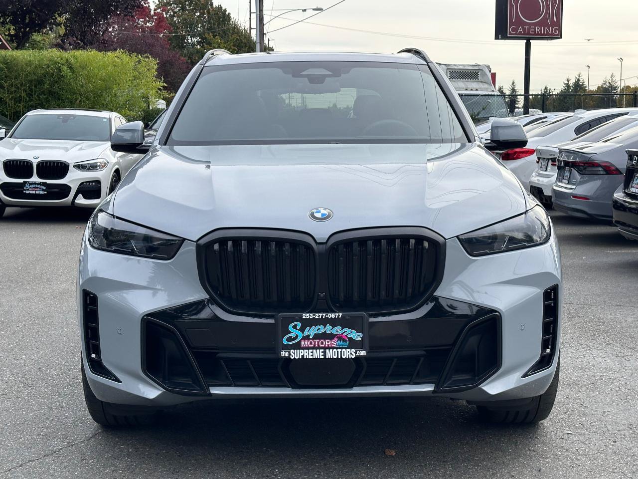 Used 2025 BMW X5 xDrive40i w/ M Sport Package AWD/4WD image 49