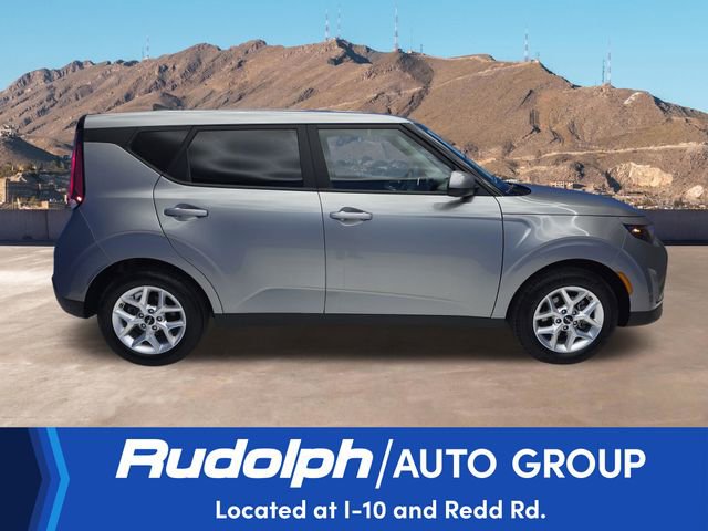 Used 2025 Kia Soul LX w/ LX Technology Package FWD image 6