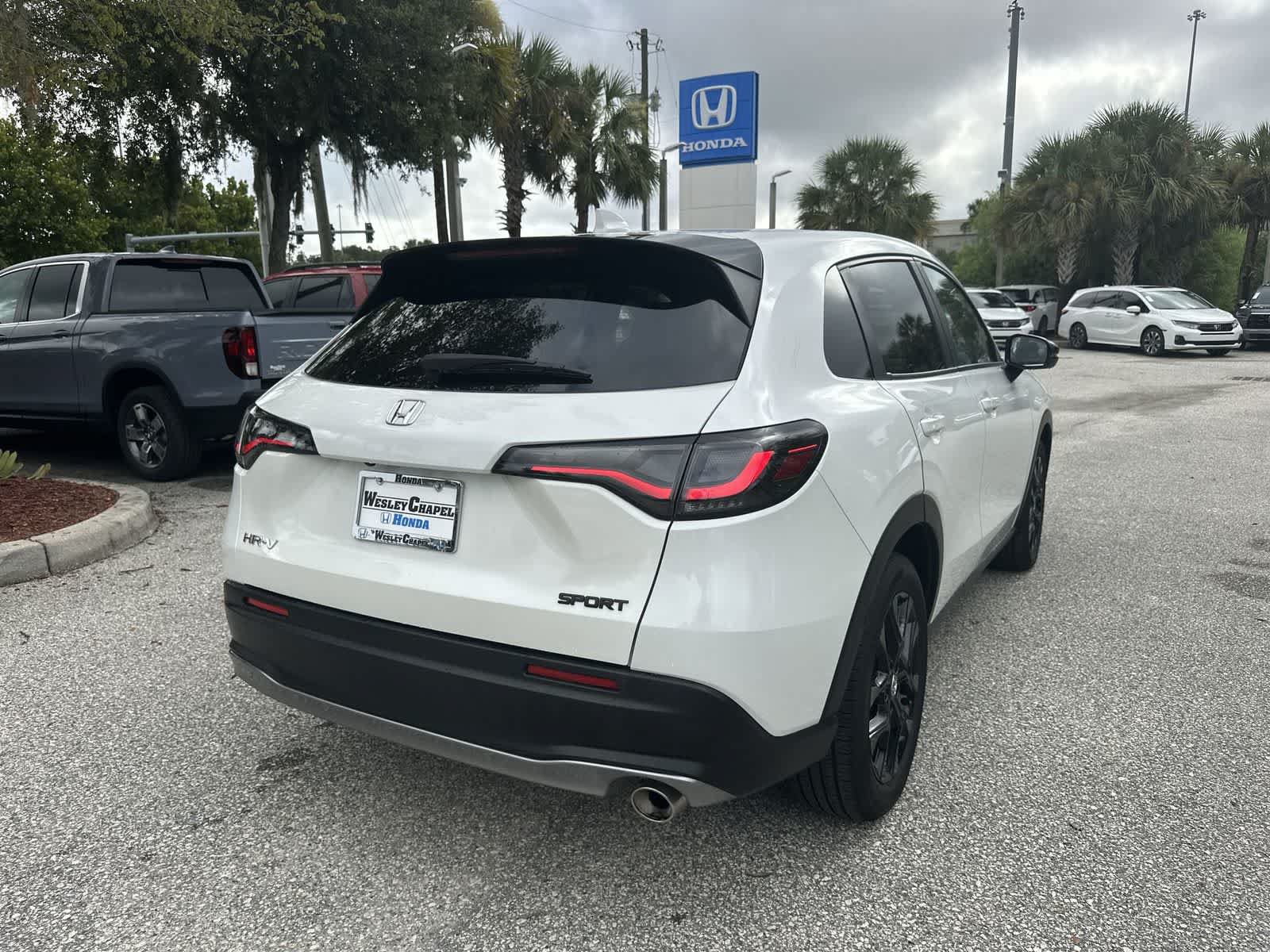 Used 2024 Honda HR-V Sport image 6