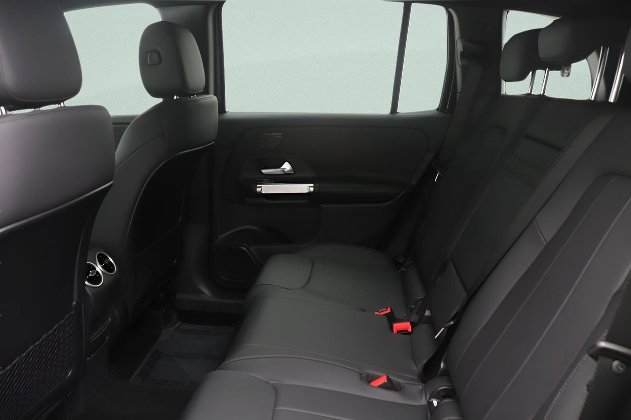 Certified 2026 Mercedes-Benz GLB 250 image 30