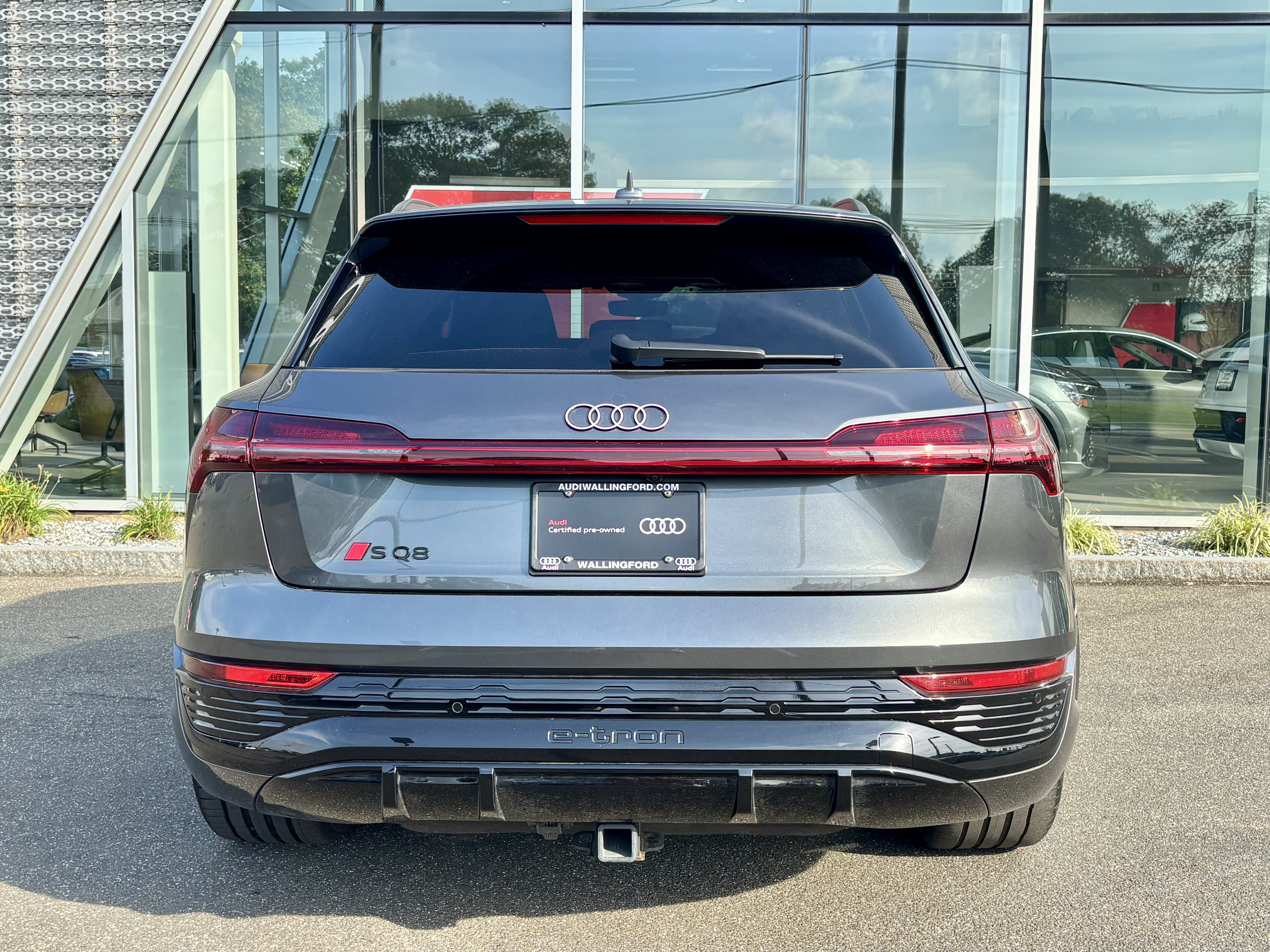 Certified 2024 Audi Q8 e-tron Premium w/ Prestige Package AWD/4WD image 5