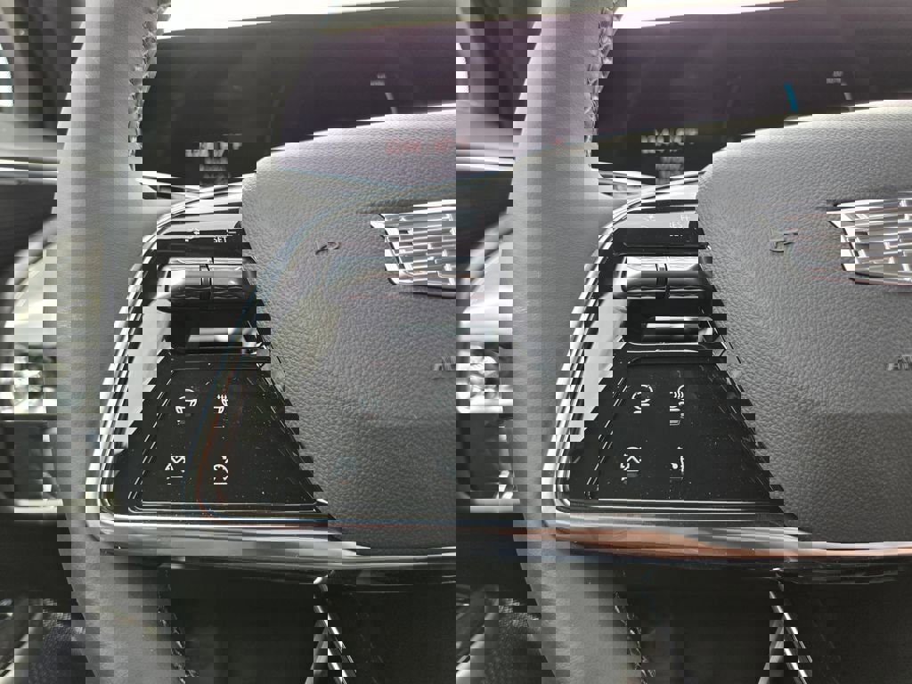 New 2026 Cadillac Lyriq Signature Sport image 17