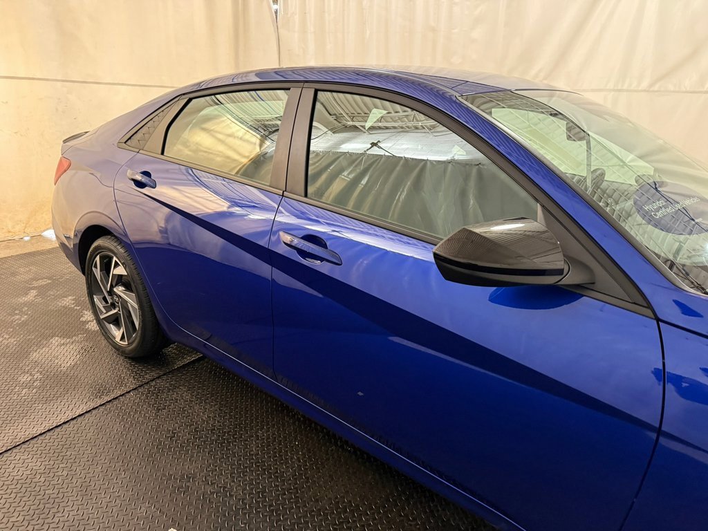 Certified 2025 Hyundai Elantra Sport image 13