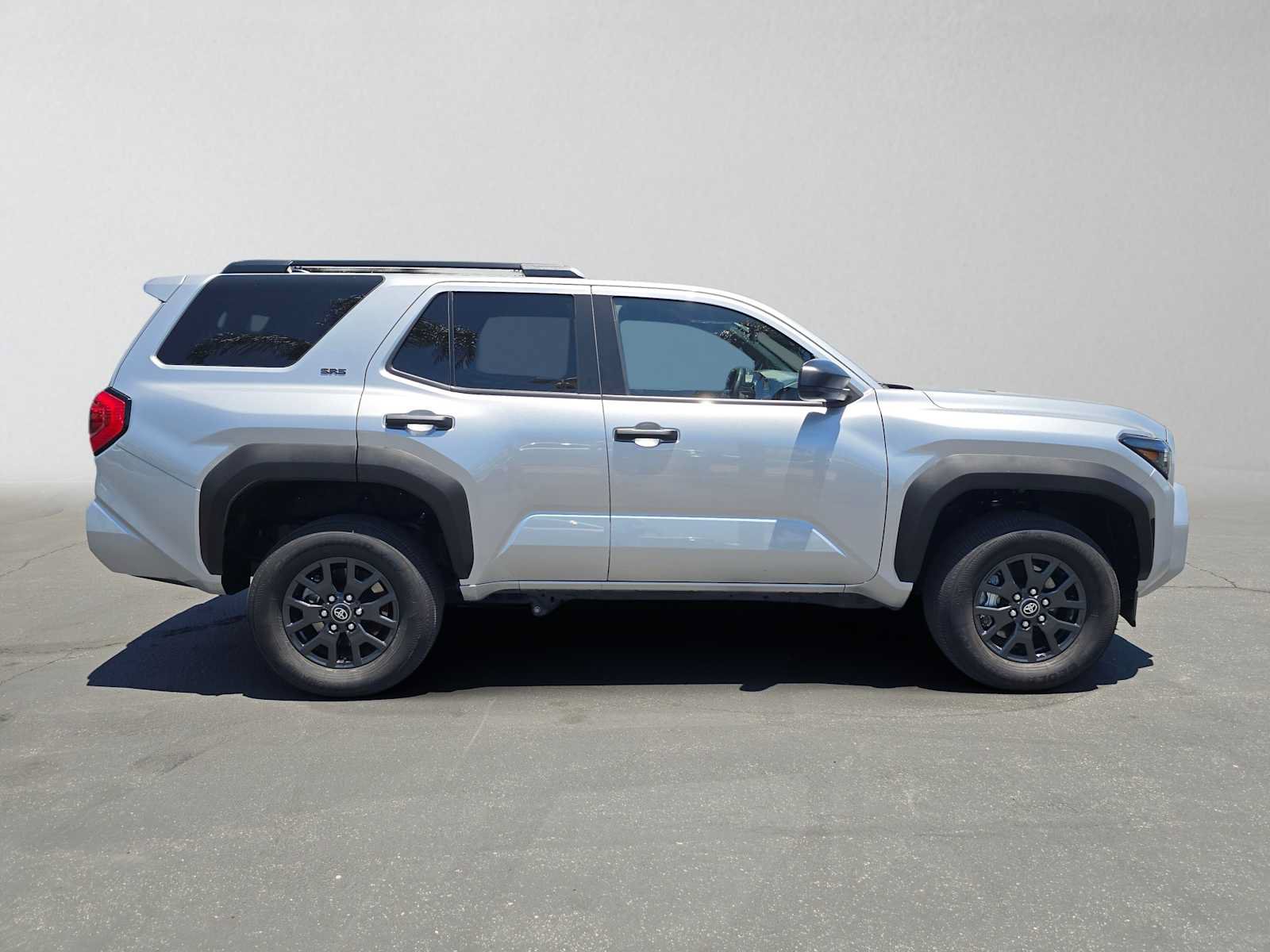 Certified 2026 Toyota 4Runner SR5 AWD/4WD image 2