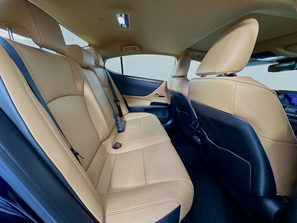 Used 2025 Lexus ES 350 350 image 28