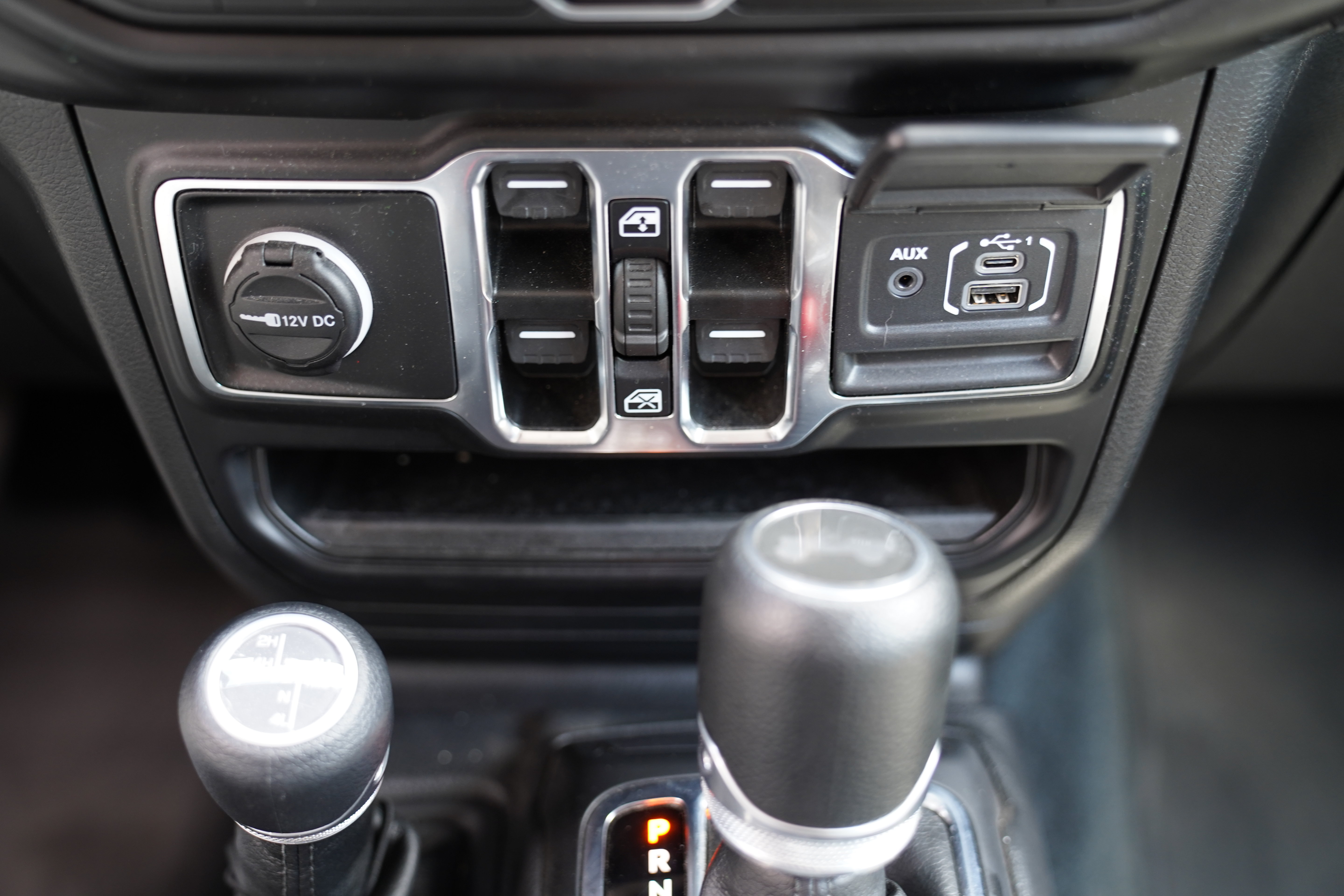 Used 2023 Jeep Wrangler Unlimited w/ Cold Weather Group AWD/4WD image 27