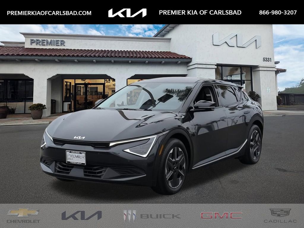 Certified 2025 Kia EV6 Light RWD image 1
