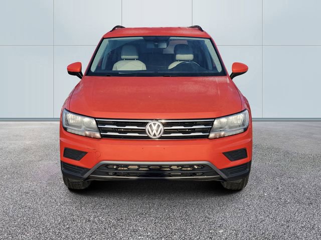 Used 2018 Volkswagen Tiguan SE AWD/4WD image 2
