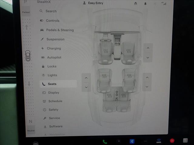 Used 2022 Tesla Model X Plaid image 23