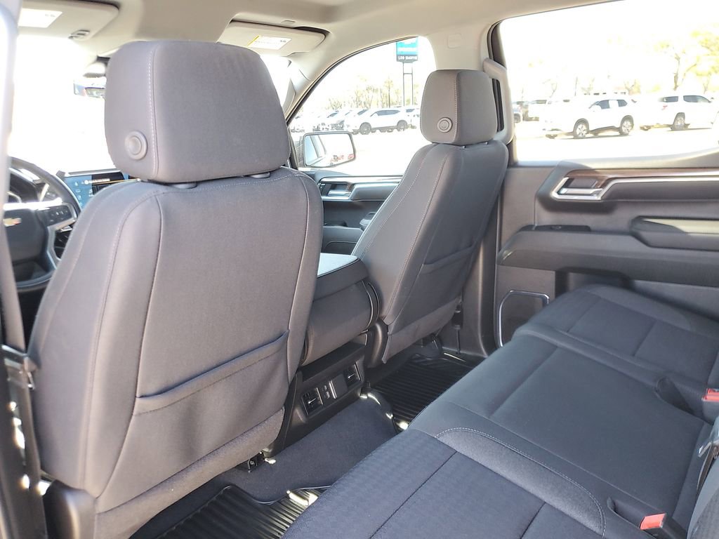 Used 2025 Chevrolet Silverado 1500 LT image 10