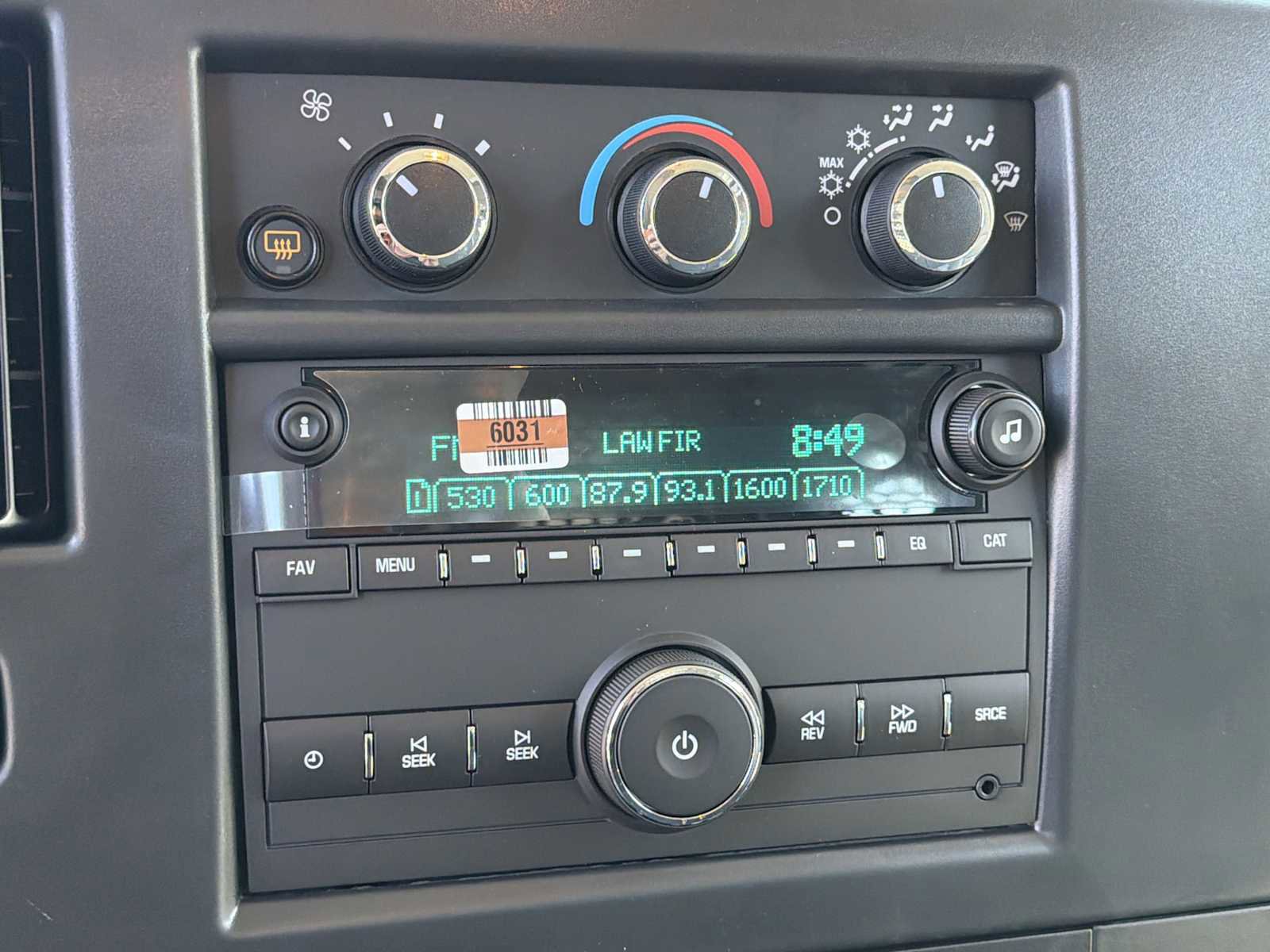 New 2025 GMC Savana 2500 w/ Driver Convenience Package image 25