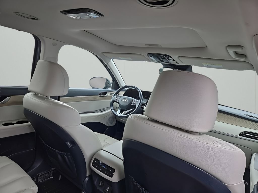 Used 2021 Hyundai Palisade SEL w/ Premium Package image 18