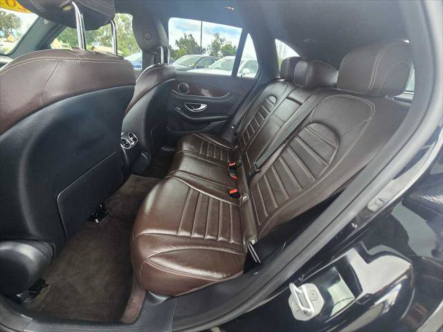 Used 2018 Mercedes-Benz GLC 300 4MATIC image 18