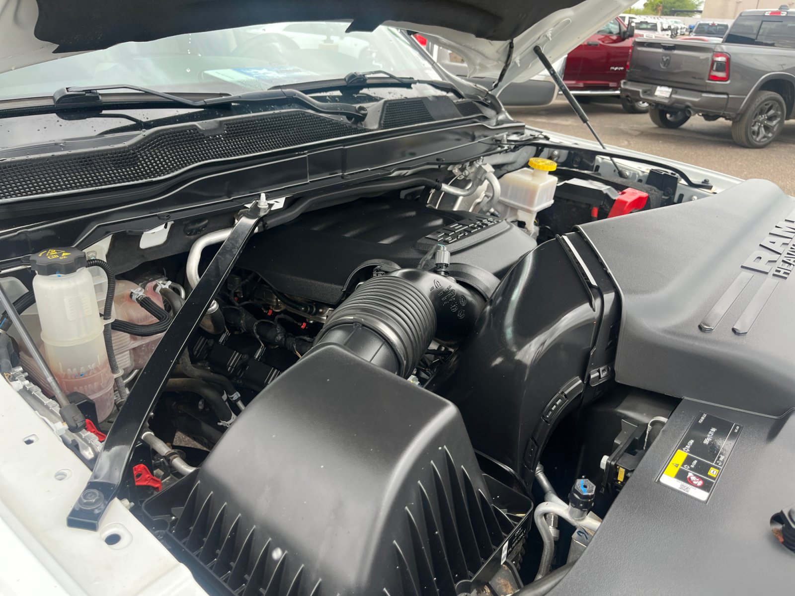 Used 2024 RAM 2500 Laramie w/ Towing Technology Group AWD/4WD image 21