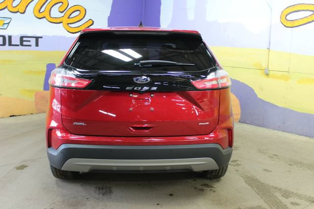 Used 2024 Ford Edge SEL w/ Convenience Package image 7