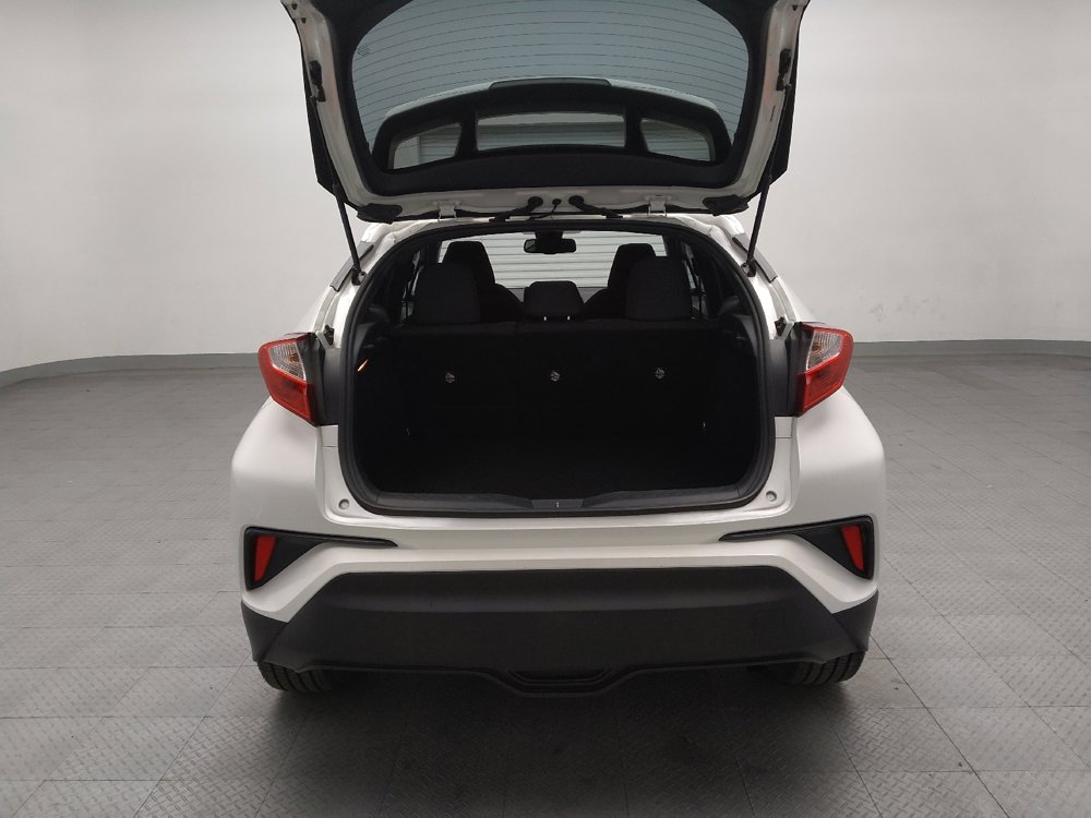 Used 2018 Toyota C-HR XLE image 29