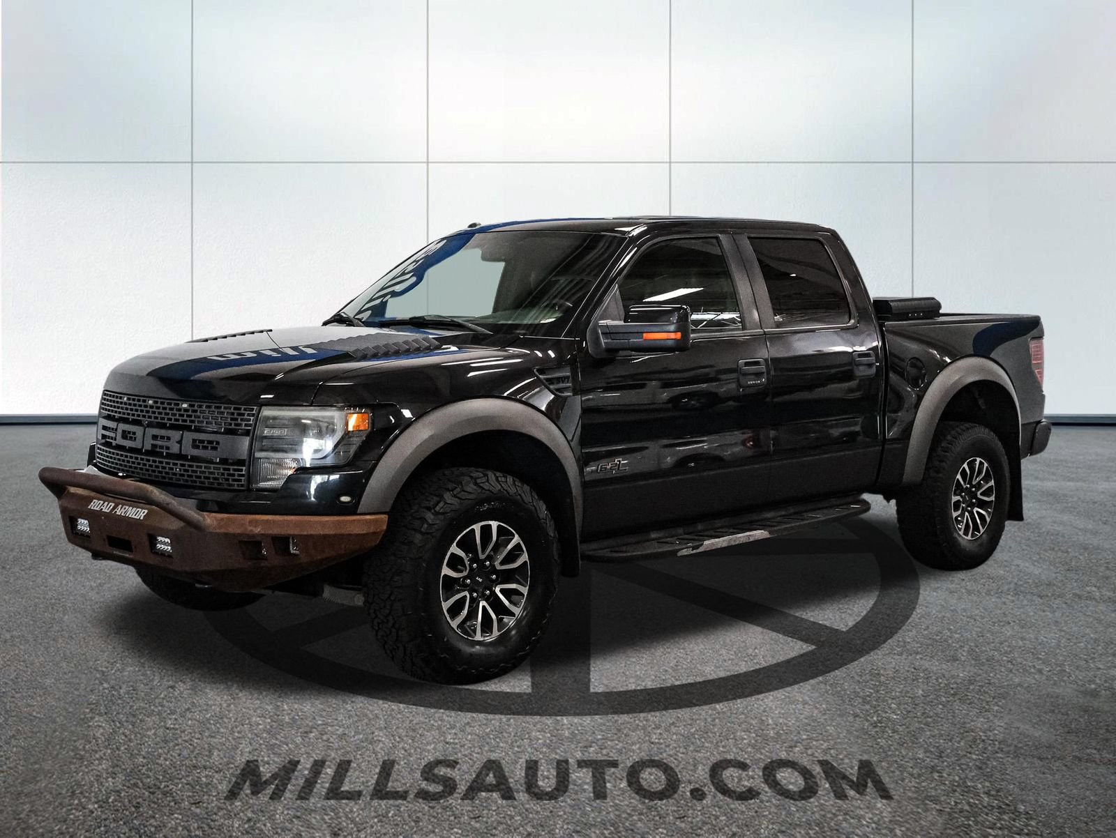 Used 2013 Ford F150 Raptor w/ Luxury Equipment Group AWD/4WD image 2