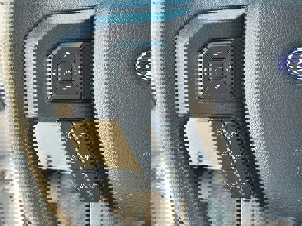 Used 2023 Ford E-450 and Econoline 450 Super Duty w/ Power Windows & Locks Group image 23