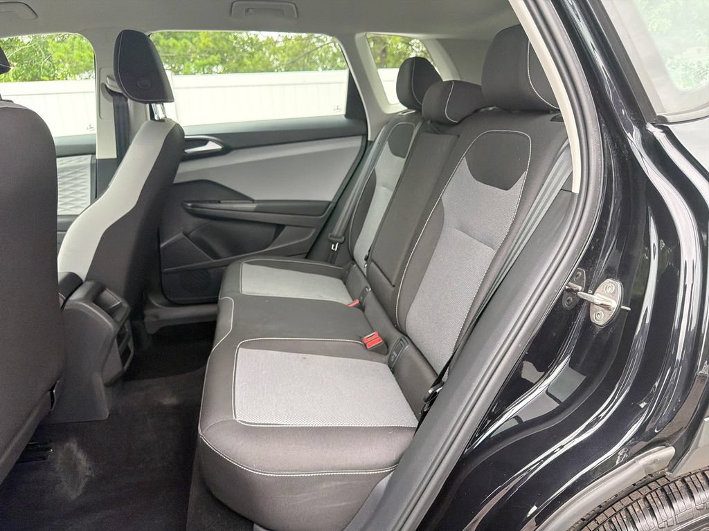 Used 2023 Volkswagen Taos S FWD image 41