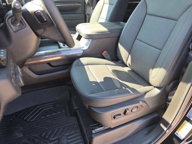 New 2026 Chevrolet Silverado 2500 LTZ w/ LTZ Premium Package AWD/4WD image 31